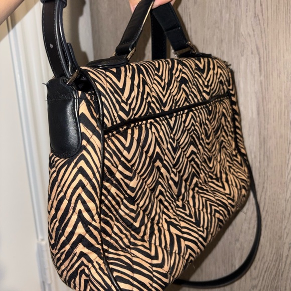 Vera Bradley Black and Tan Chevron Satchel - Picture 2 of 3
